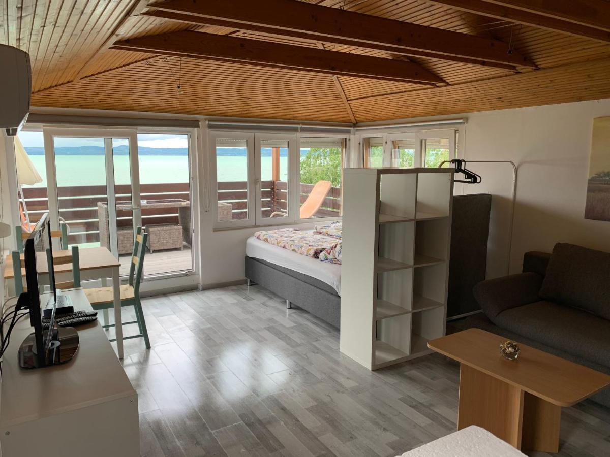 Beach Resident Balatonszárszó Exteriér fotografie