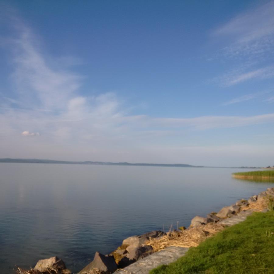Beach Resident Balatonszárszó Exteriér fotografie