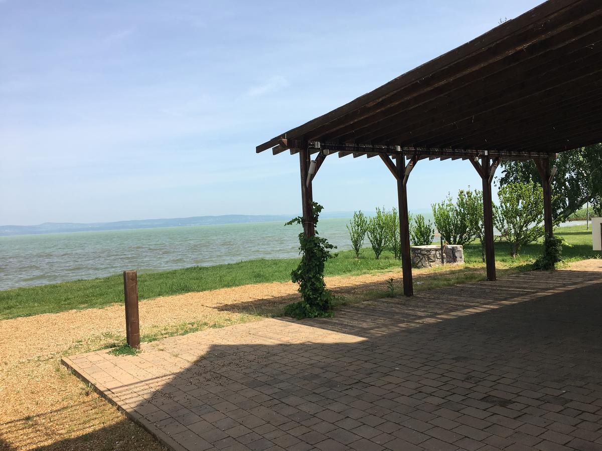 Beach Resident Balatonszárszó Exteriér fotografie