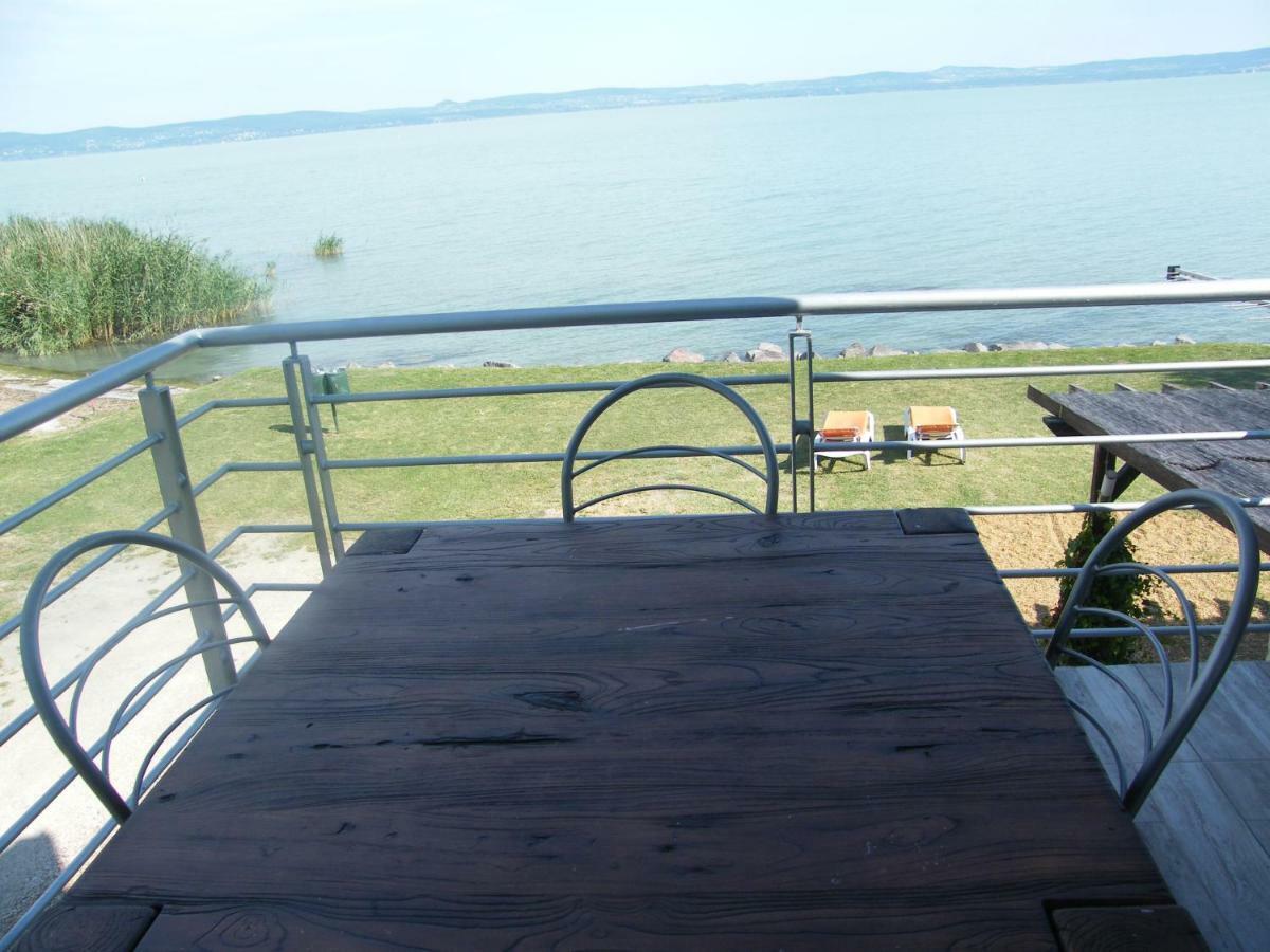 Beach Resident Balatonszárszó Exteriér fotografie